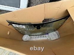 2022 Land Rover Discovery 5 D300 L462 Front Windscreen Glass Heated