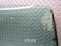 27339? Mercedes-Benz W123 280E Rear Heated Windscreen Glass