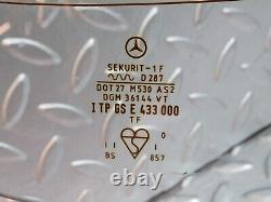 28110? Mercedes-Benz W123 280E Rear Heated Windscreen Glass