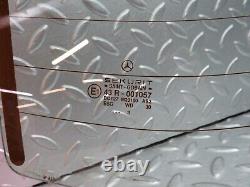 31746? Mercedes-Benz W201 190LE Rear Heated Windscreen Glass