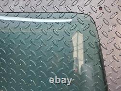 45723? Mercedes-Benz W126 420SE Rear Heated Windscreen Glass