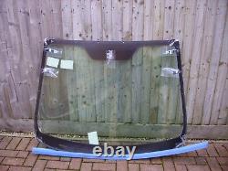Ford fiesta front windscreen glass heated to fit 2009 on model (new)